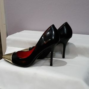 NWOB "Charles Jourdan" Heels